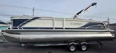 BOATZON | 2025 Godfrey MC255SFL Tritoon BOATZON | 2025 Godfrey MC255SFL Tritoon