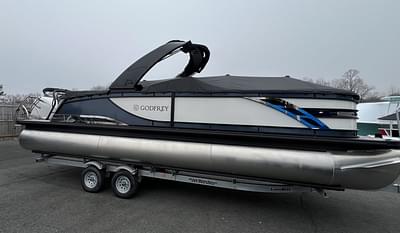 BOATZON | 2025 Godfrey SP2500ULW Tritoon