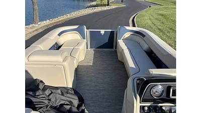 BOATZON | 2025 GODFREY SWEETWATER 2086 CSE PONTOON SUZUKI 115