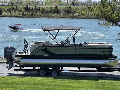 BOATZON | 2025 Godfrey Sweetwater 2286 Quad Social TriToon