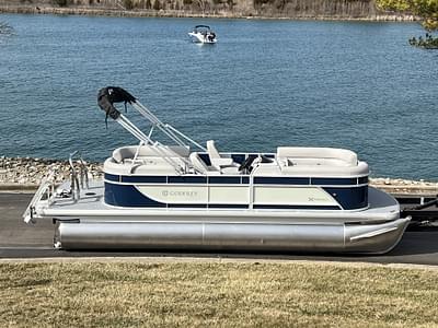 BOATZON | 2025 Godfrey Xperience 2086 SBX