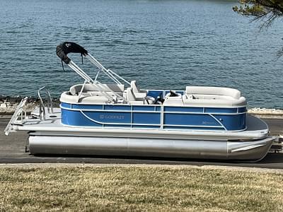 BOATZON | 2025 Godfrey Xperience 2086 SBX
