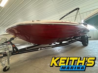 BOATZON | 2025 Hurricane Sundeck Sport 185 BR Deck Boat BOATZON | 2025 Hurricane Sundeck Sport 185 BR Deck Boat