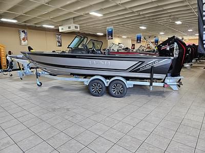 BOATZON | 2025 Lund 2075 Impact XS