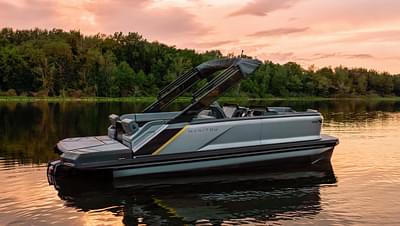 BOATZON | 2025 Manitou Explore 24 Max Switchback Dual Engine BOATZON | 2025 Manitou Explore 24 Max Switchback Dual Engine