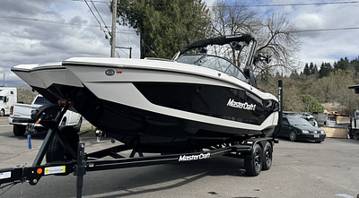 BOATZON | 2025 MasterCraft X Series X22