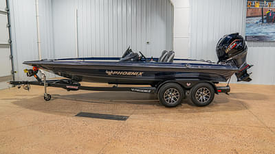 BOATZON | 2025 Phoenix Boats 721 ZXL