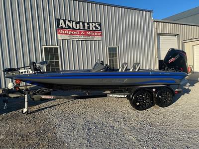 BOATZON | 2025 Phoenix Boats 920 Elite