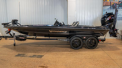 BOATZON | 2025 Phoenix Boats 921 Elite