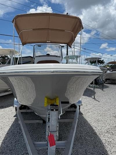 BOATZON | 2025 Pioneer Boats 202 Islander BOATZON | 2025 Pioneer Boats 202 Islander