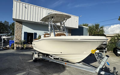 BOATZON | 2025 Pioneer Boats 202 Sportfish