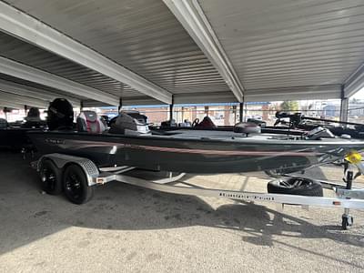 BOATZON | 2025 Ranger Boats 208 alpha