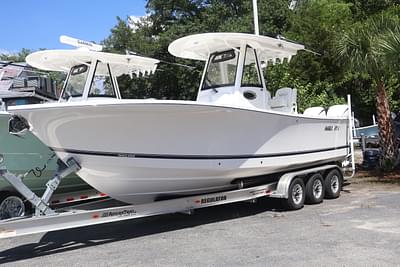 BOATZON | 2025 Regulator Offshore 28