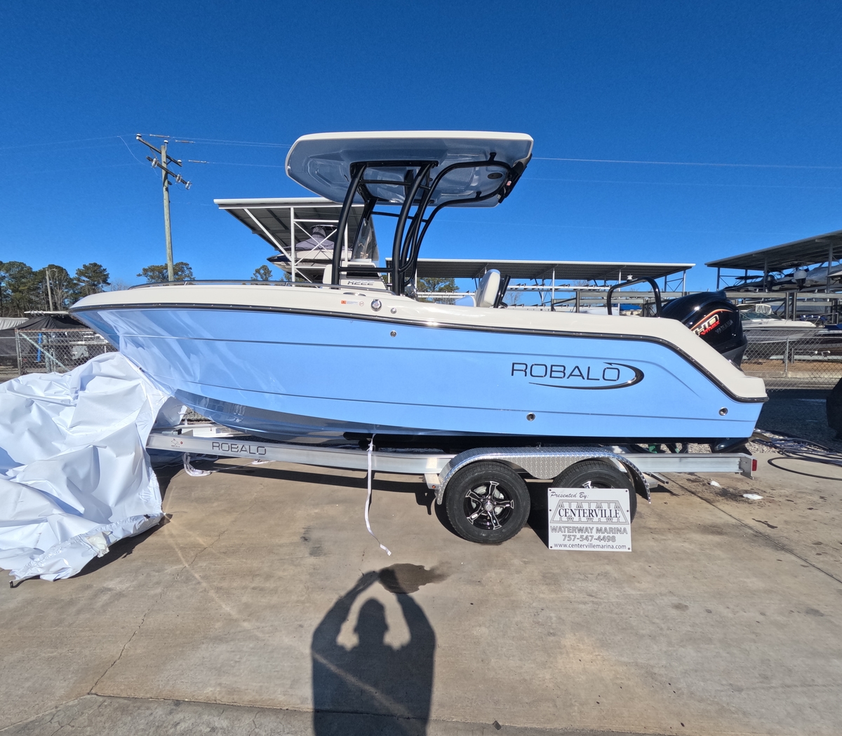 2025 Robalo Robalo 222 Explorer  In Stock Trailer Included 2025 - Sold Boat