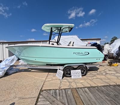 BOATZON | 2025 Robalo R232 EX  In Stock Trailer included