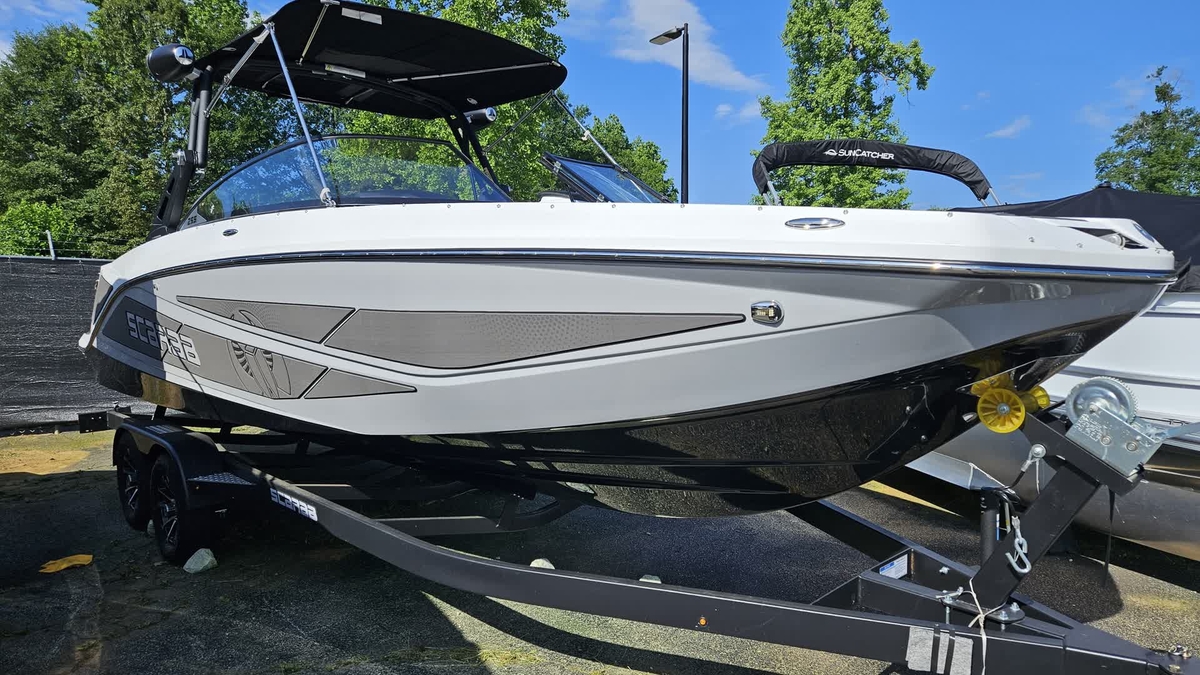 2025 Scarab Scarab 255 LX 2025 - Sold Boat