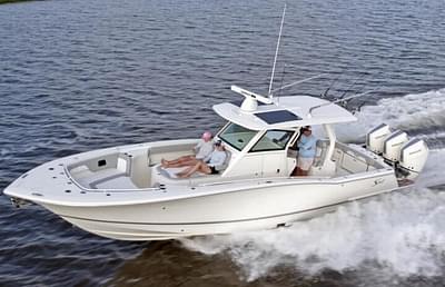 BOATZON | 2025 Scout Boat Company 357 LXF