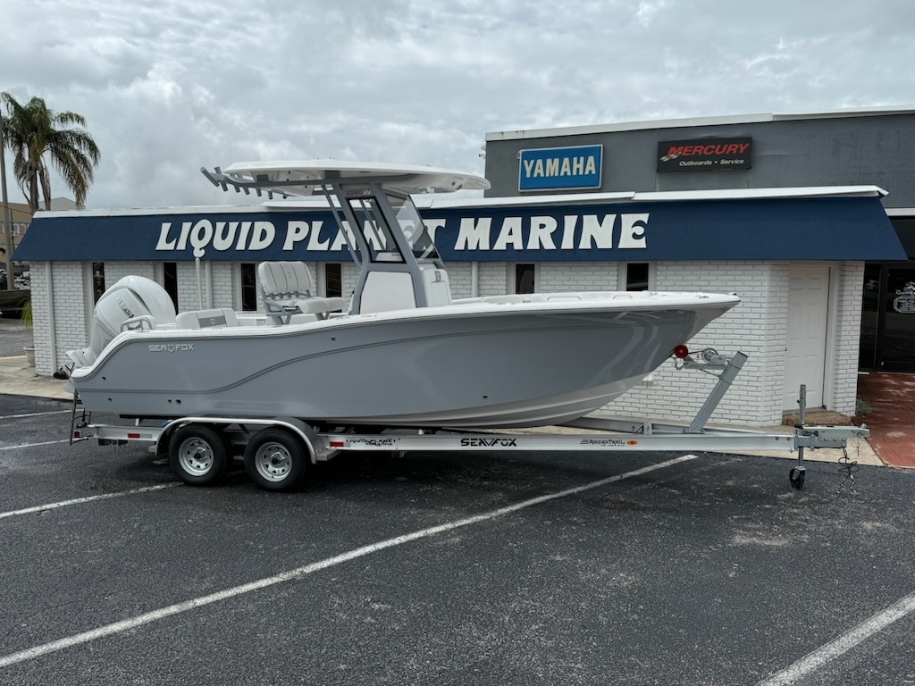 2025 Sea Fox Sea Fox Commander 228 C 2025 - Sold Boat