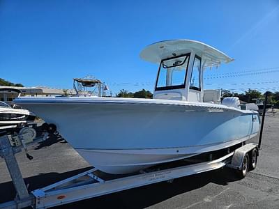 BOATZON | 2025 Sea Hunt Ultra 239 SE