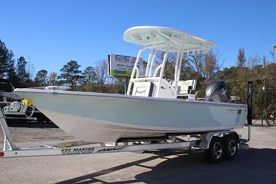 BOATZON | 2025 Sea Pro 210 Bay Boat