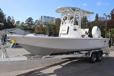 BOATZON | 2025 Sea Pro 230 Bay Boat