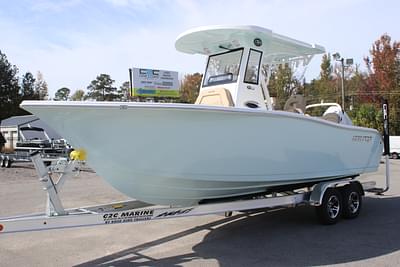 BOATZON | 2025 Sea Pro 245 FLX Center