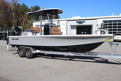 BOATZON | 2025 Sea Pro 250 Bay Boat