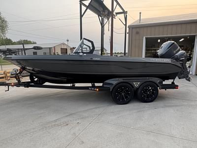 BOATZON | 2025 Skeeter WXR Series WXR2060F