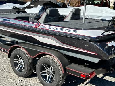 BOATZON | 2025 Skeeter ZX 200