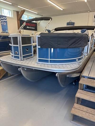 BOATZON | 2025 South Bay 220RSLE
