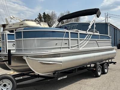 BOATZON | 2025 South Bay S224FCR BOATZON | 2025 South Bay S224FCR