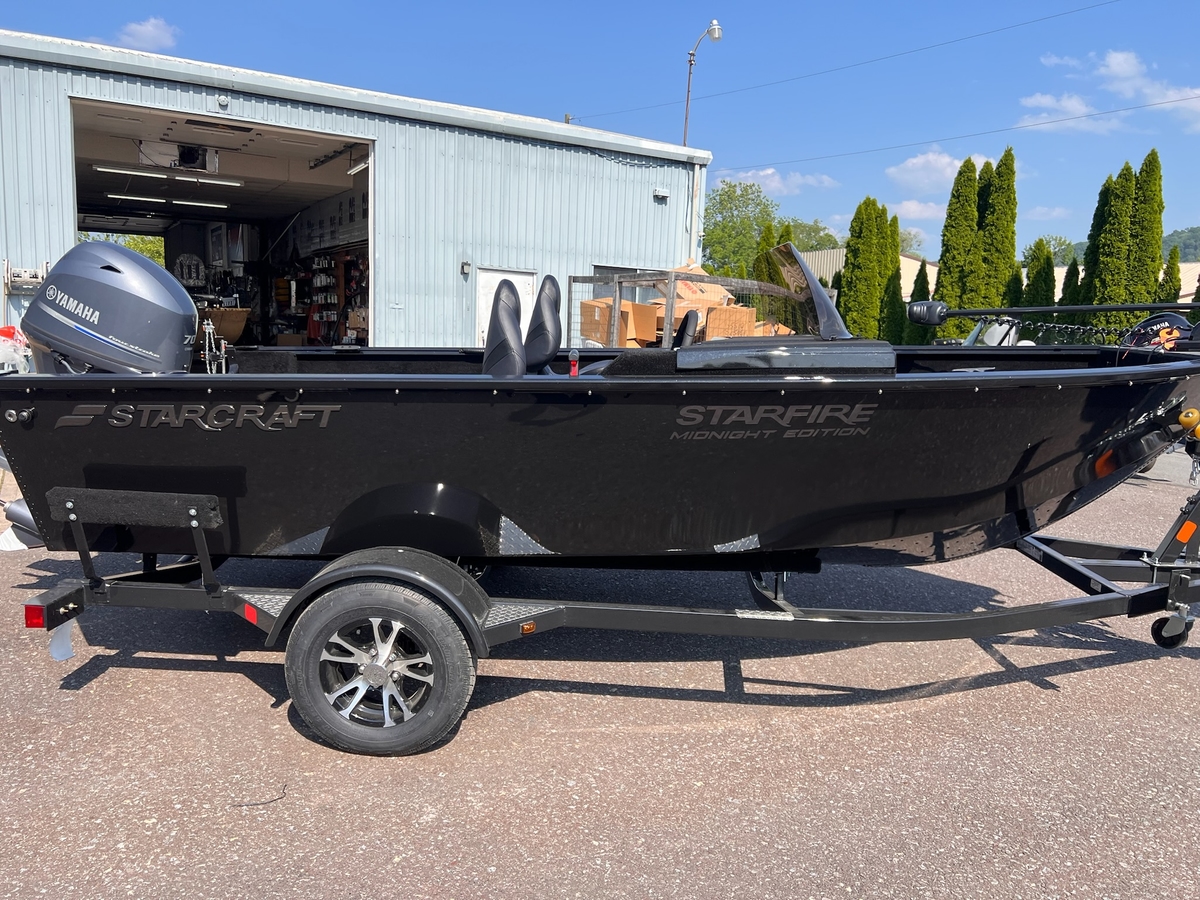 2025 Starcraft Starcraft Starfire166 SC  Midnight Edition 2025 - Sold Boat