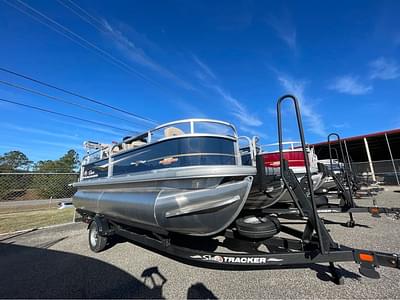 BOATZON | 2025 Sun Tracker BASS BUGGY 16 XL Select