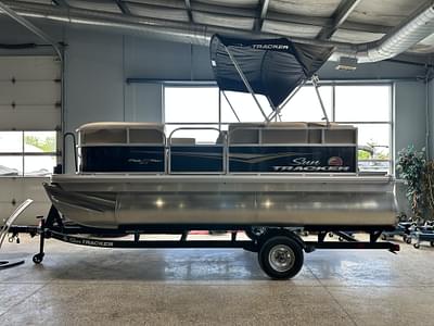 BOATZON | 2025 Sun Tracker Party Barge 18 DLX With Mercury 60 CT  Trailer