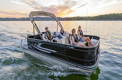 BOATZON | 2025 SunCatcher SELECT 20F BOATZON | 2025 SunCatcher SELECT 20F
