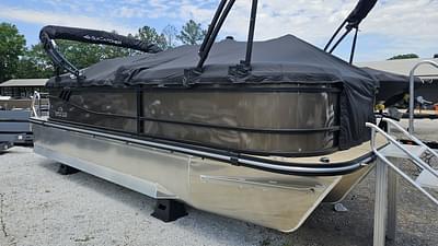 BOATZON | 2025 SunCatcher SELECT 320 RC BOATZON | 2025 SunCatcher SELECT 320 RC