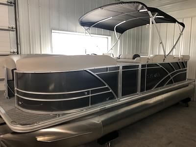 BOATZON | 2025 Sylvan 820 Mirage CR