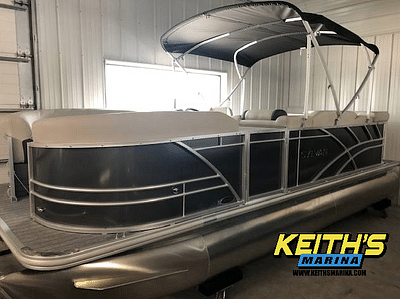 BOATZON | 2025 Sylvan 820 Mirage CR