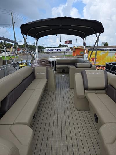 BOATZON | 2025 Sylvan Gulf Coast Edition 8524 BOATZON | 2025 Sylvan Gulf Coast Edition 8524