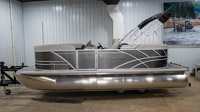 BOATZON | 2025 Sylvan Mirage 8520 LZ BOATZON | 2025 Sylvan Mirage 8520 LZ