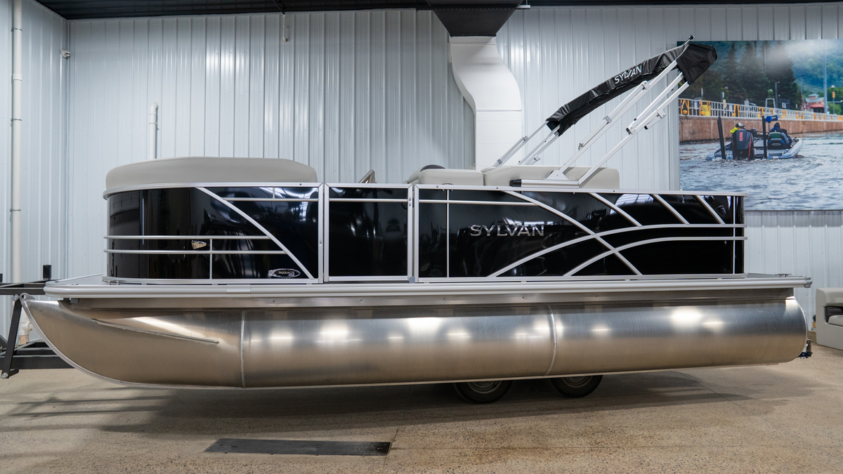 2025 Sylvan Sylvan MIRAGE 8520 PARTY FISH 2025 - Sold Boat