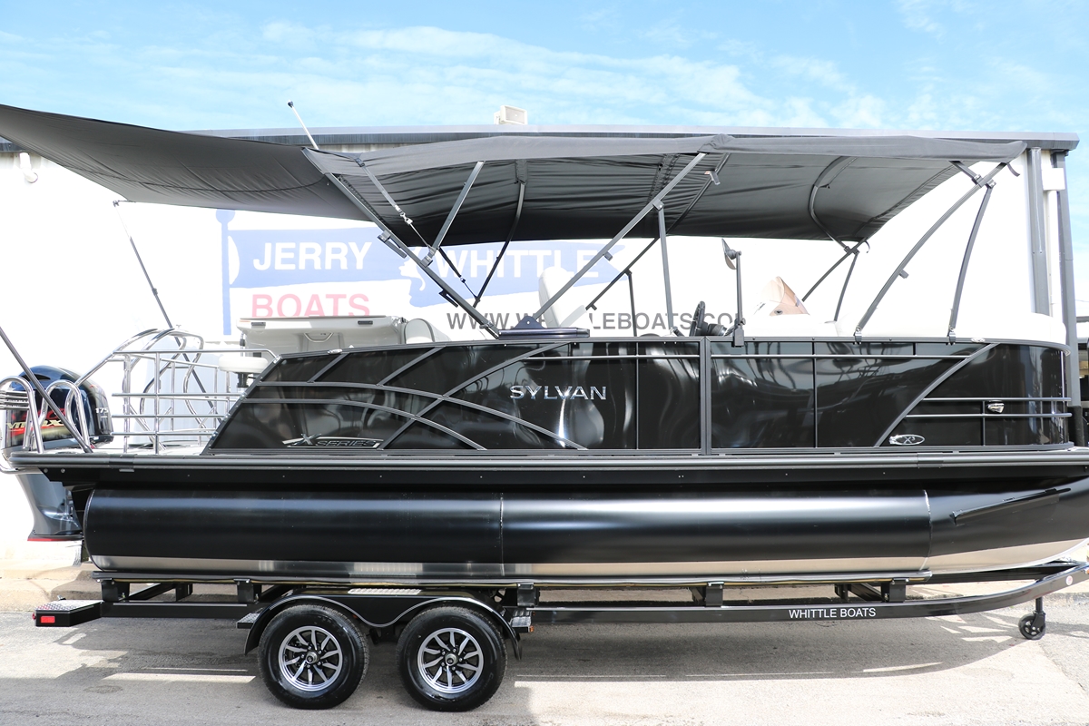 2025 Sylvan Sylvan Mirage X3 DLZ Bar TriToonIncludes Custom Trailer 2025 - Sold Boat