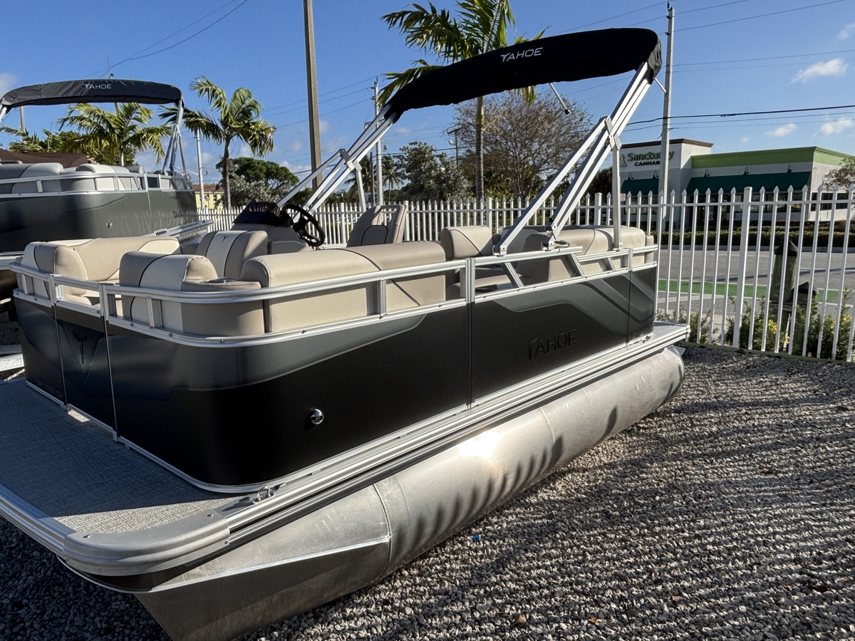 2025 Tahoe Pontoons Tahoe Pontoons 15X75 BLACK 2025 - Sold Boat