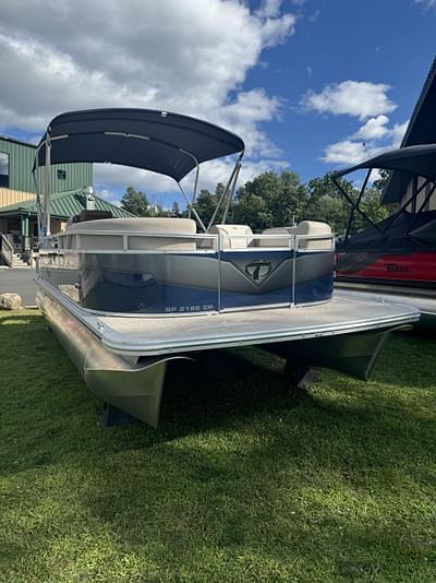 BOATZON | 2025 Tahoe Pontoons 21 FT Cruise BOATZON | 2025 Tahoe Pontoons 21 FT Cruise