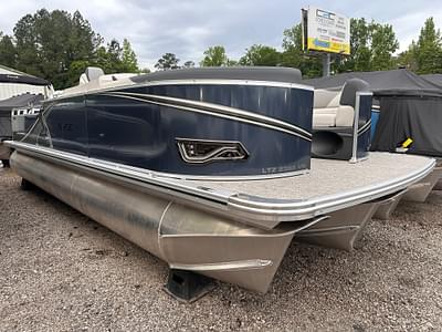 BOATZON | 2025 Tahoe Pontoons LTZ 23 FT Versatile Rear Bench BOATZON | 2025 Tahoe Pontoons LTZ 23 FT Versatile Rear Bench
