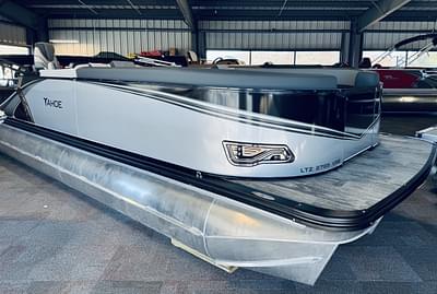 BOATZON | 2025 Tahoe Pontoons Versatile Rear Bench BOATZON | 2025 Tahoe Pontoons Versatile Rear Bench