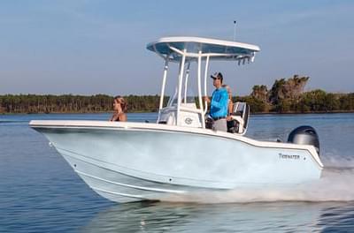 BOATZON | 2025 Tidewater Boats 210CC