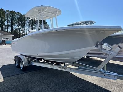BOATZON | 2025 Tidewater Boats 220 LXF BOATZON | 2025 Tidewater Boats 220 LXF