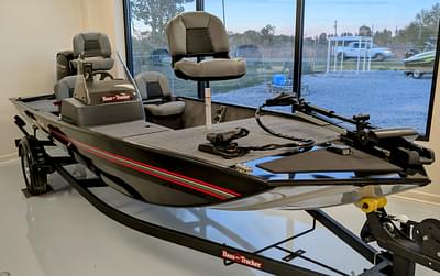 BOATZON | 2025 Tracker Boats Classic XL BOATZON | 2025 Tracker Boats Classic XL