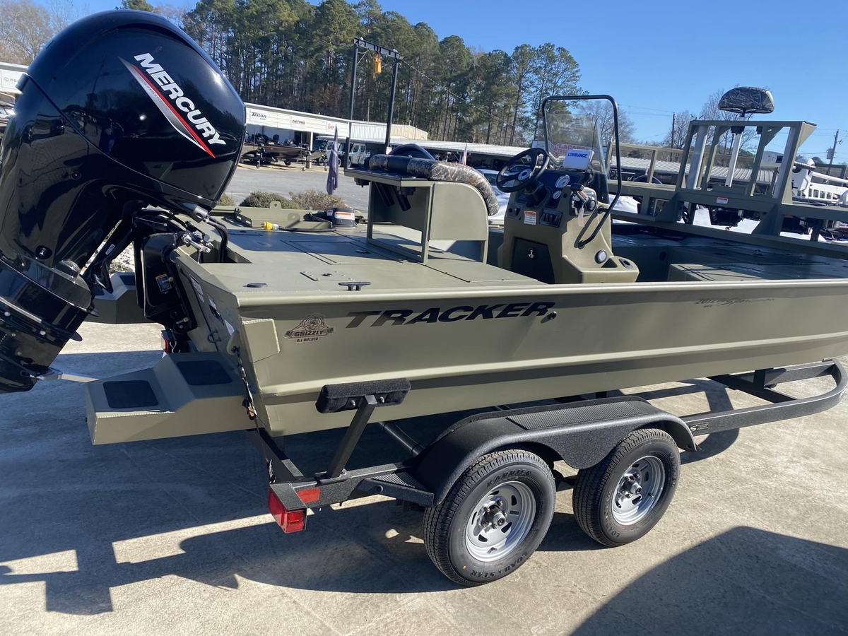 2025 Tracker Boats Tracker Boats Grizzly 2072 CC SportMan 2025 - Sold Boat